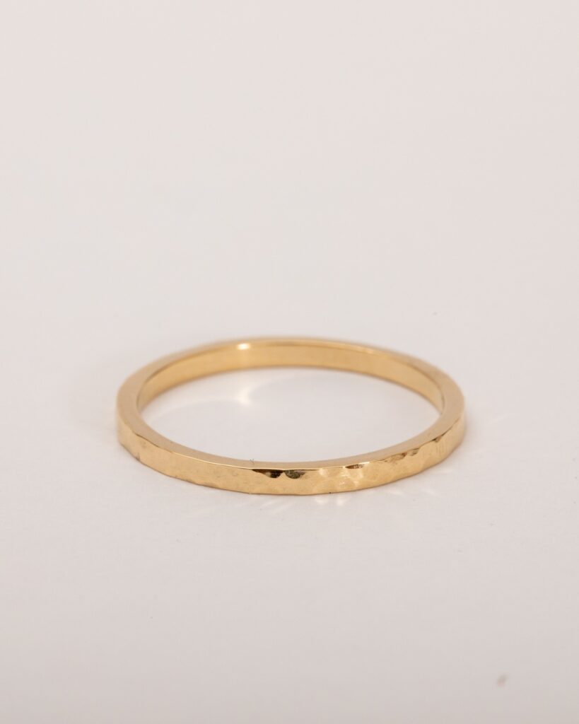 14k Yellow Gold Ring Hammered Band